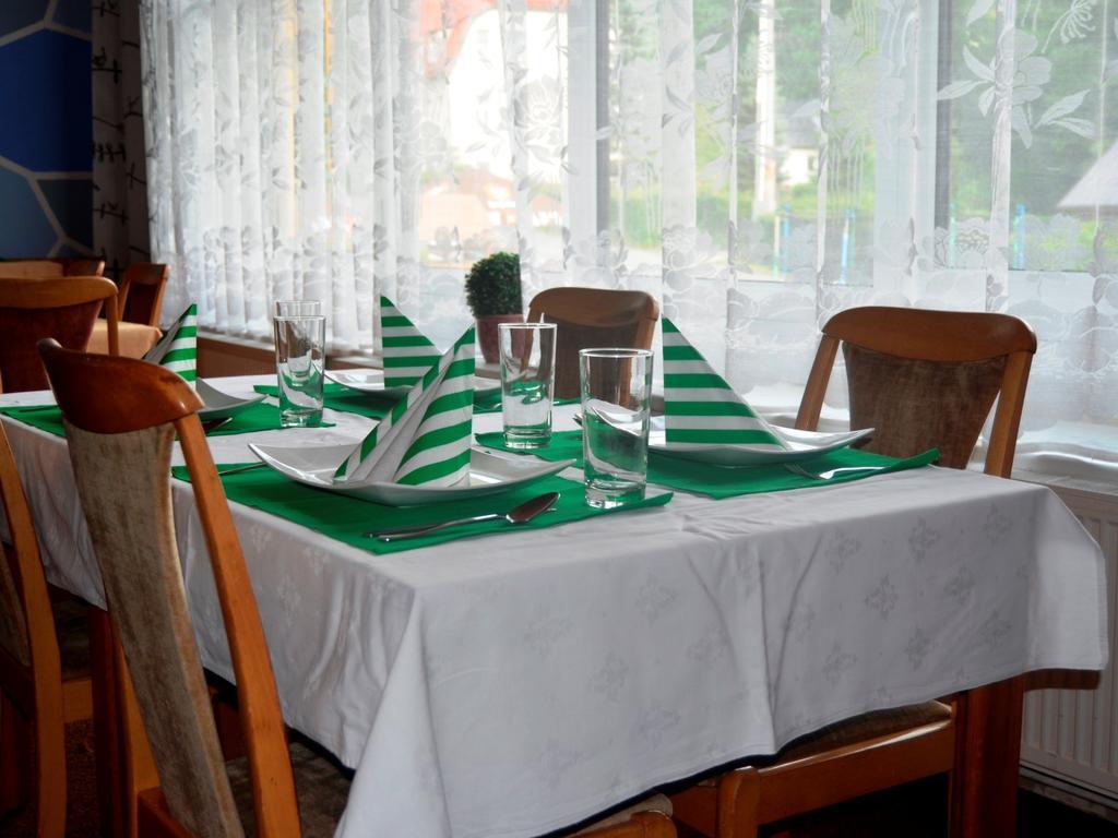 Hotel Semerink Janov nad Nisou Eksteriør bilde
